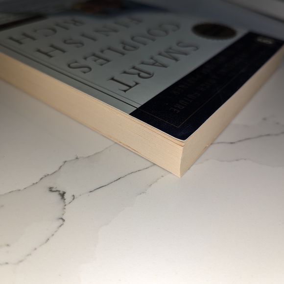 Smart couple finish rich. David Bach. Softcover. excellent used condition. - Picture 3 of 3